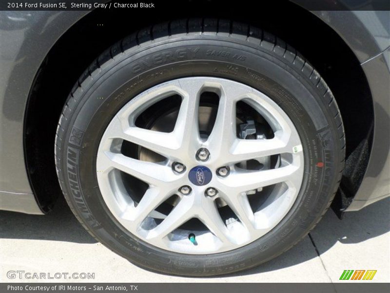 Sterling Gray / Charcoal Black 2014 Ford Fusion SE