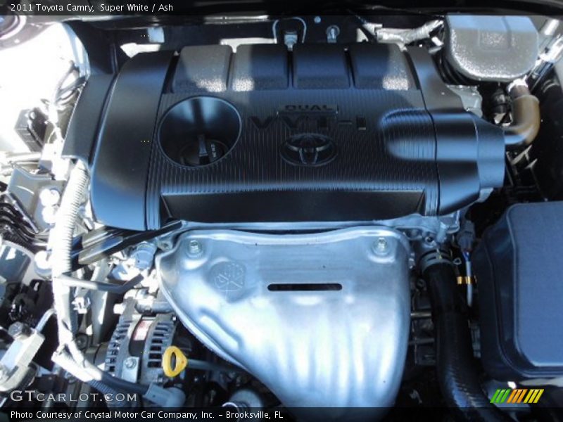 Super White / Ash 2011 Toyota Camry