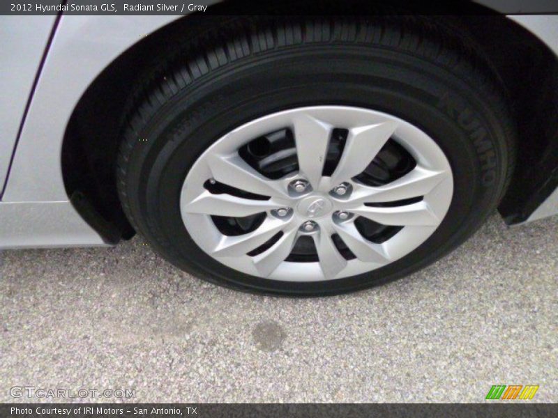 Radiant Silver / Gray 2012 Hyundai Sonata GLS
