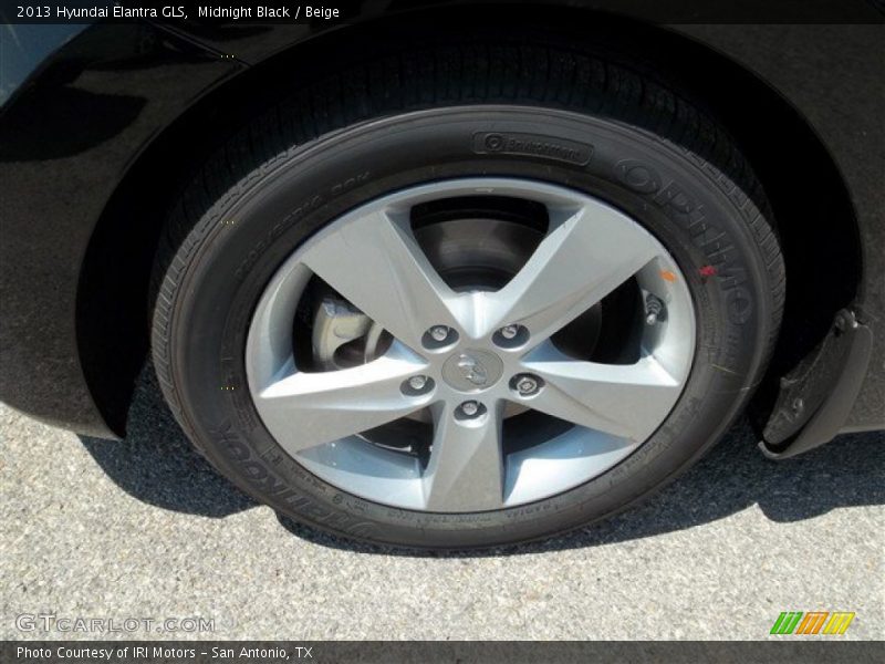 Midnight Black / Beige 2013 Hyundai Elantra GLS