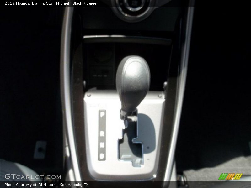 Midnight Black / Beige 2013 Hyundai Elantra GLS