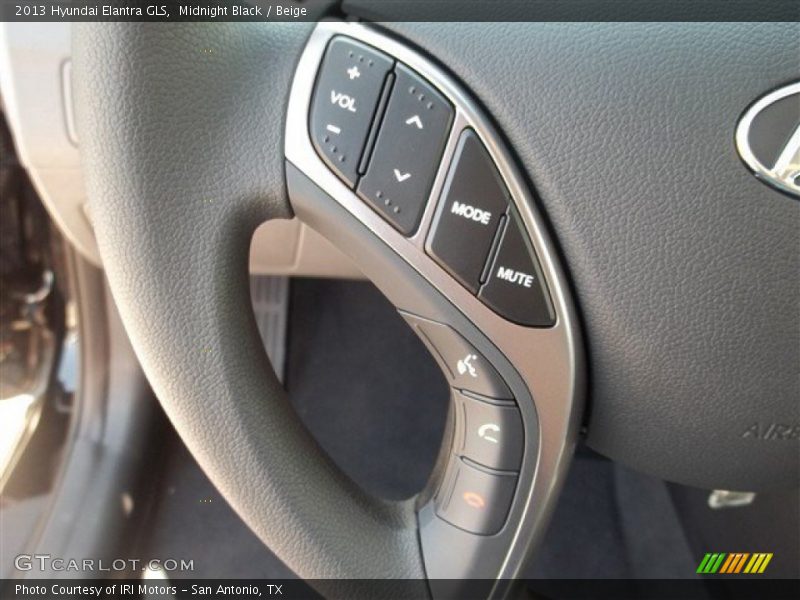 Midnight Black / Beige 2013 Hyundai Elantra GLS