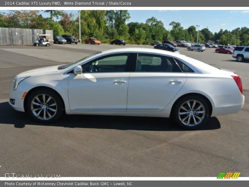 White Diamond Tricoat / Shale/Cocoa 2014 Cadillac XTS Luxury FWD