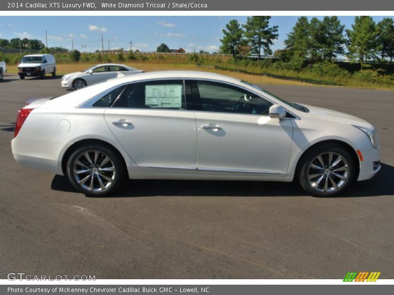  2014 XTS Luxury FWD White Diamond Tricoat