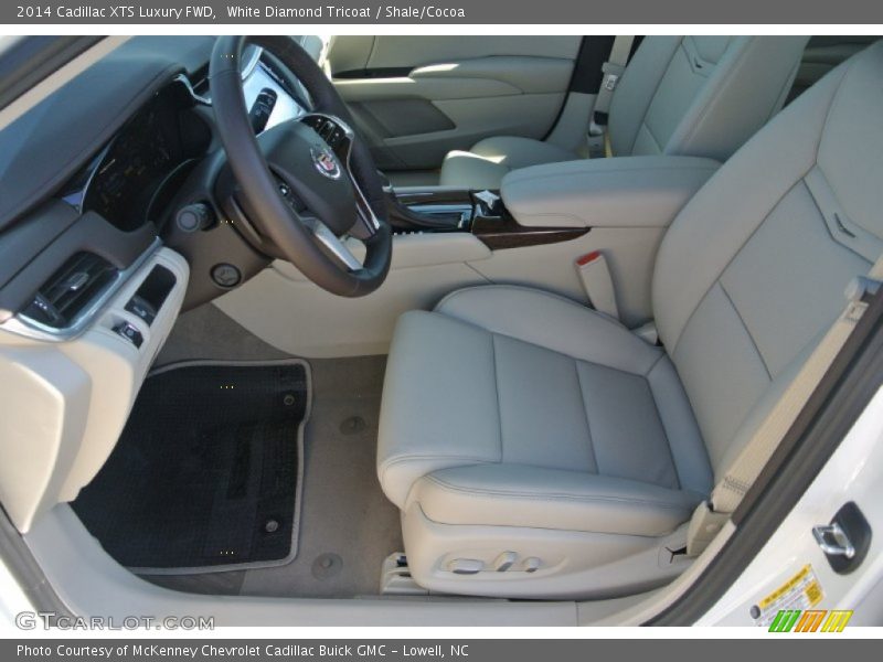White Diamond Tricoat / Shale/Cocoa 2014 Cadillac XTS Luxury FWD