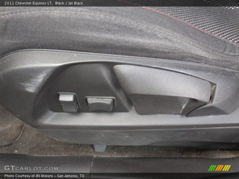 Black / Jet Black 2011 Chevrolet Equinox LT