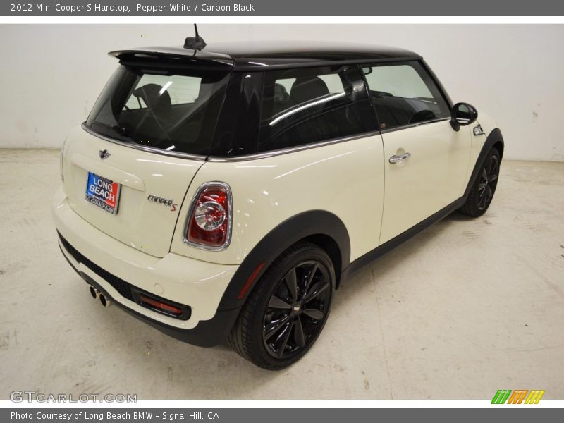 Pepper White / Carbon Black 2012 Mini Cooper S Hardtop