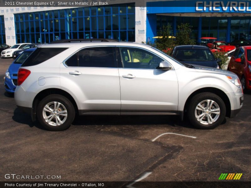 Silver Ice Metallic / Jet Black 2011 Chevrolet Equinox LT