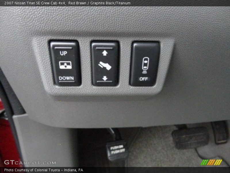 Red Brawn / Graphite Black/Titanium 2007 Nissan Titan SE Crew Cab 4x4