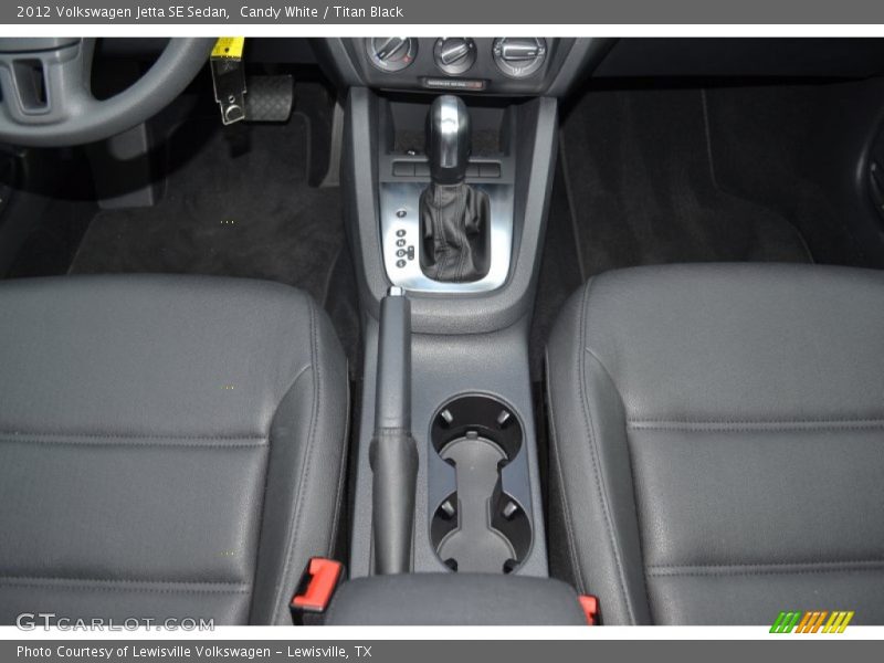Candy White / Titan Black 2012 Volkswagen Jetta SE Sedan