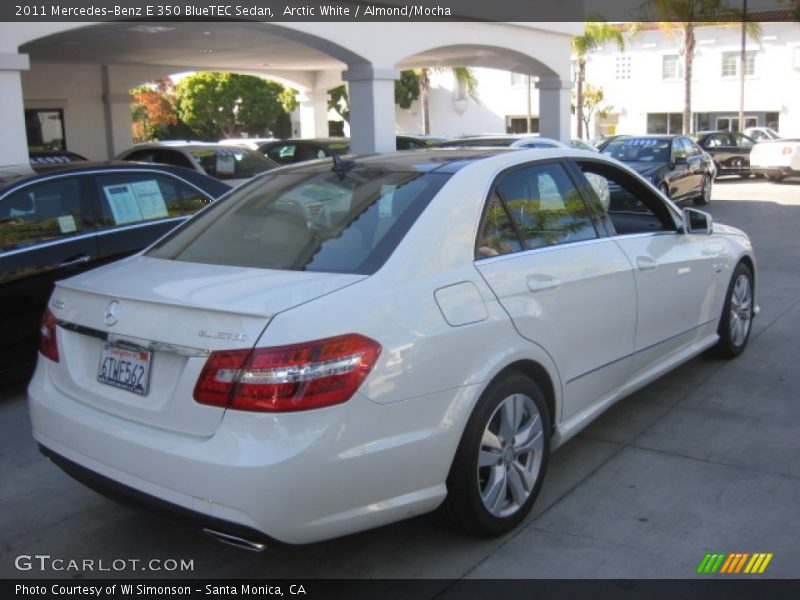 Arctic White / Almond/Mocha 2011 Mercedes-Benz E 350 BlueTEC Sedan