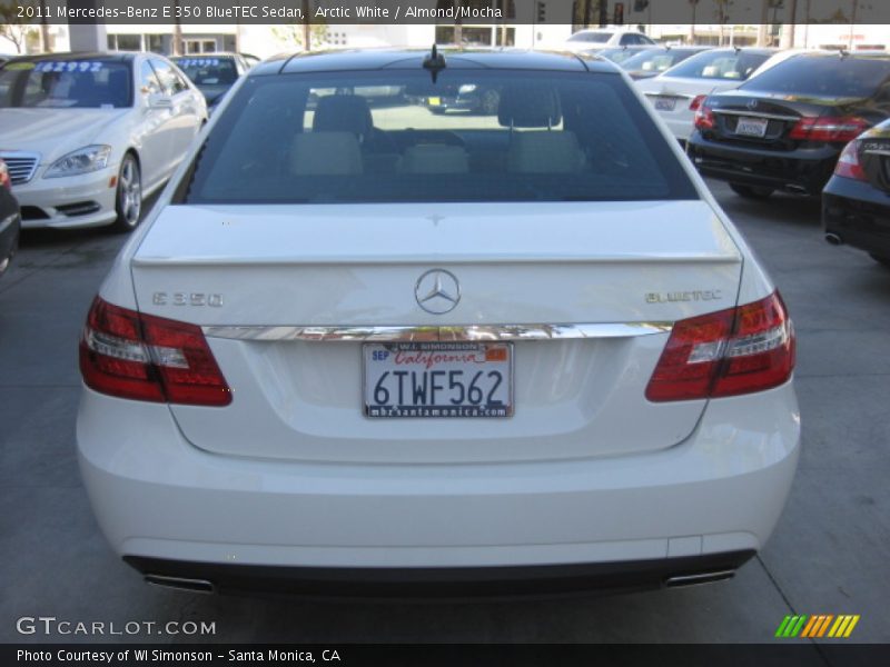 Arctic White / Almond/Mocha 2011 Mercedes-Benz E 350 BlueTEC Sedan