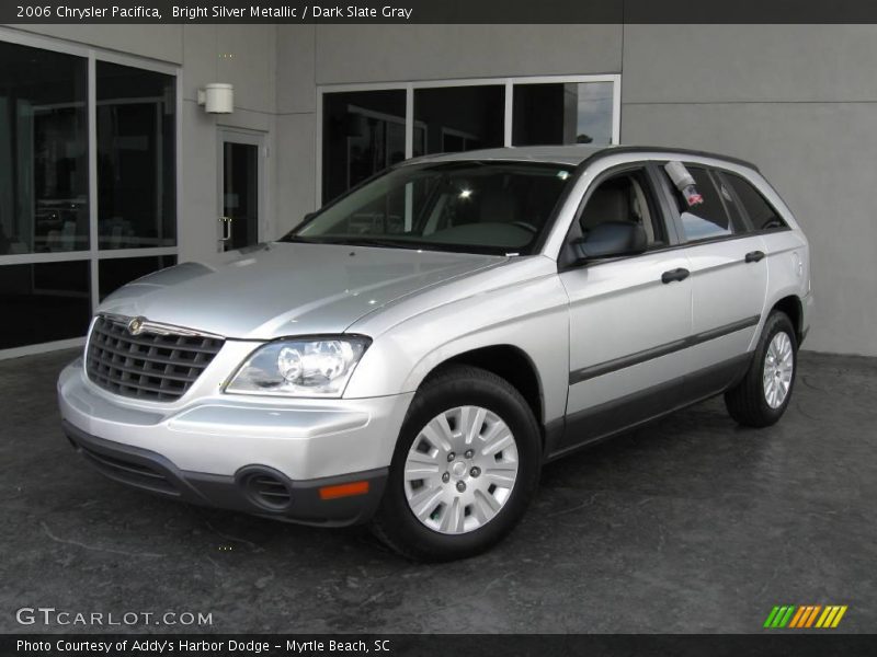Bright Silver Metallic / Dark Slate Gray 2006 Chrysler Pacifica