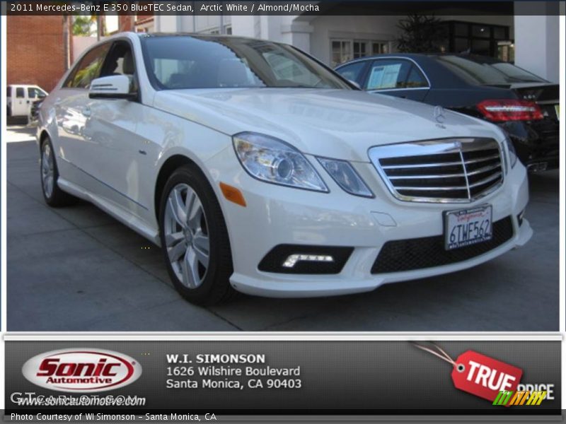 Arctic White / Almond/Mocha 2011 Mercedes-Benz E 350 BlueTEC Sedan