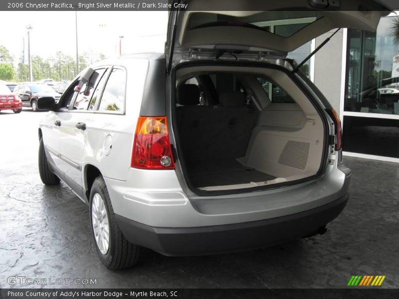 Bright Silver Metallic / Dark Slate Gray 2006 Chrysler Pacifica