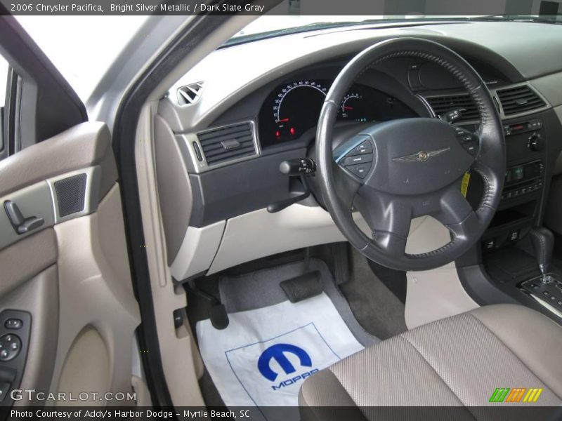 Bright Silver Metallic / Dark Slate Gray 2006 Chrysler Pacifica