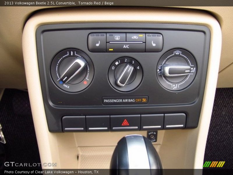 Tornado Red / Beige 2013 Volkswagen Beetle 2.5L Convertible