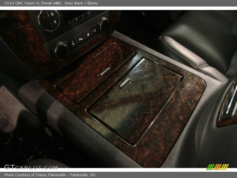 Onyx Black / Ebony 2010 GMC Yukon XL Denali AWD