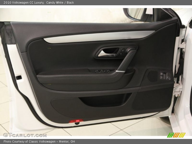 Door Panel of 2010 CC Luxury
