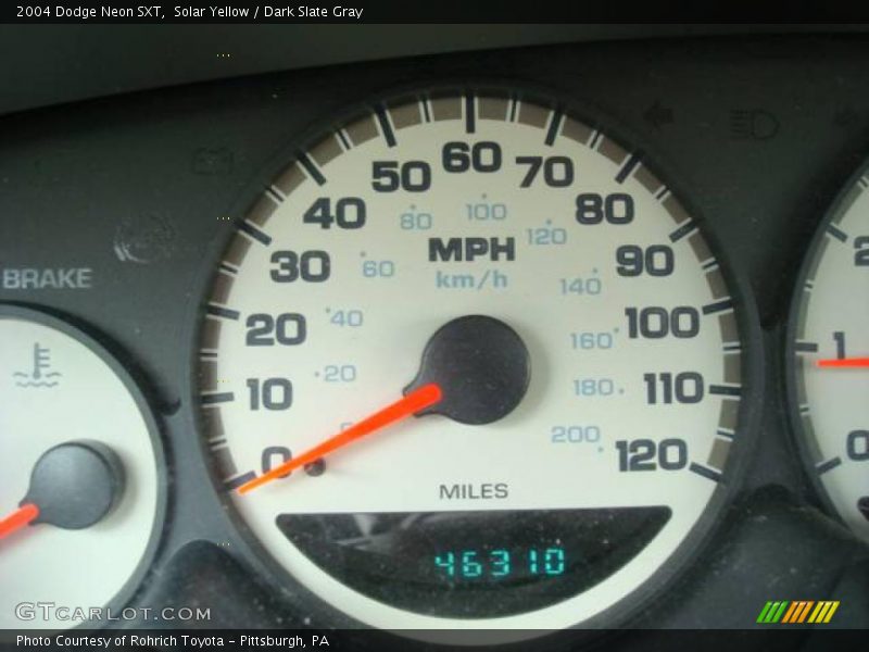 Solar Yellow / Dark Slate Gray 2004 Dodge Neon SXT