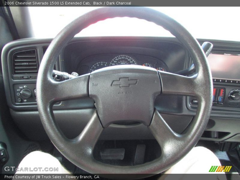 Black / Dark Charcoal 2006 Chevrolet Silverado 1500 LS Extended Cab