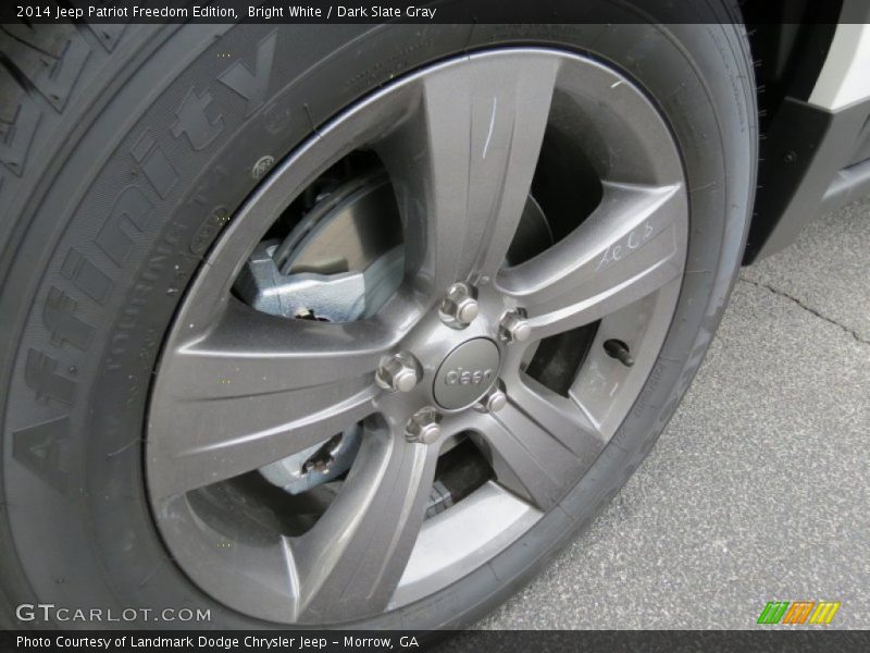 Bright White / Dark Slate Gray 2014 Jeep Patriot Freedom Edition