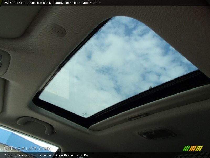 Shadow Black / Sand/Black Houndstooth Cloth 2010 Kia Soul !