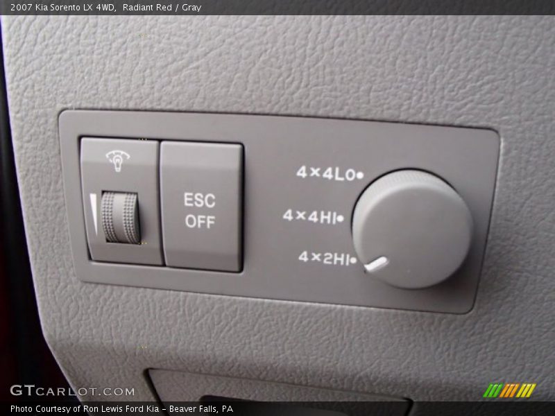 Radiant Red / Gray 2007 Kia Sorento LX 4WD