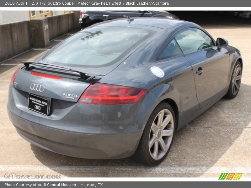 Meteor Gray Pearl Effect / Black Leather/Alcantara 2010 Audi TT 2.0 TFSI quattro Coupe