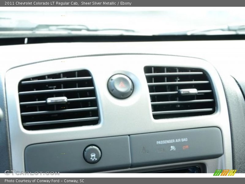 Sheer Silver Metallic / Ebony 2011 Chevrolet Colorado LT Regular Cab