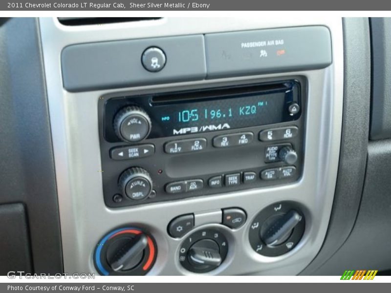 Controls of 2011 Colorado LT Regular Cab