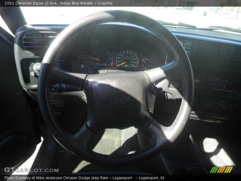 Indigo Blue Metallic / Graphite 2001 Chevrolet Blazer LS 4x4