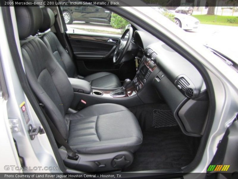 Front Seat of 2006 C 280 Luxury