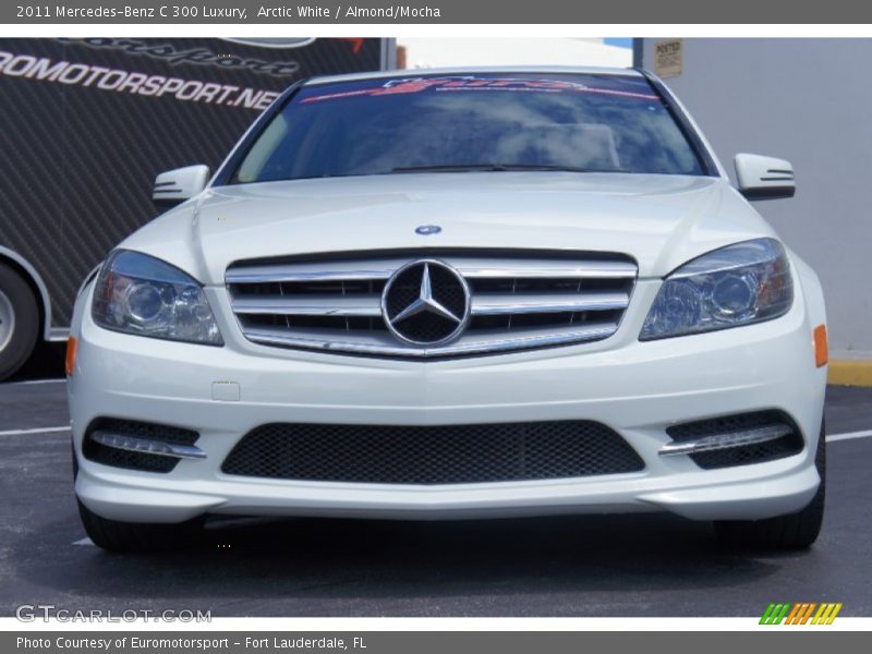 Arctic White / Almond/Mocha 2011 Mercedes-Benz C 300 Luxury