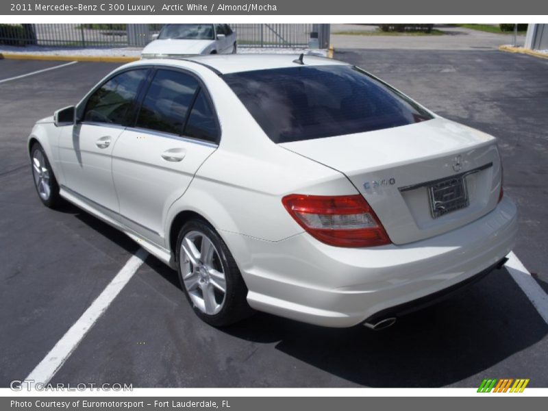 Arctic White / Almond/Mocha 2011 Mercedes-Benz C 300 Luxury