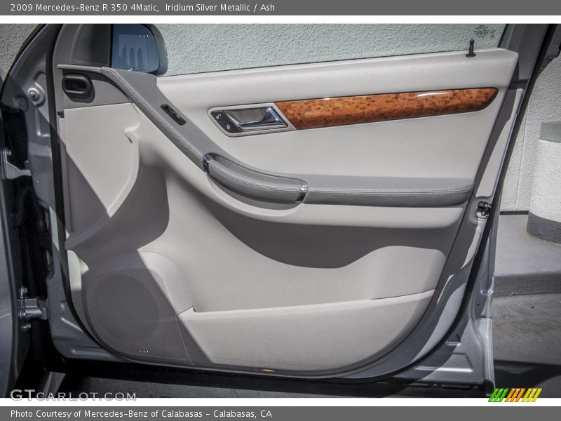 Iridium Silver Metallic / Ash 2009 Mercedes-Benz R 350 4Matic