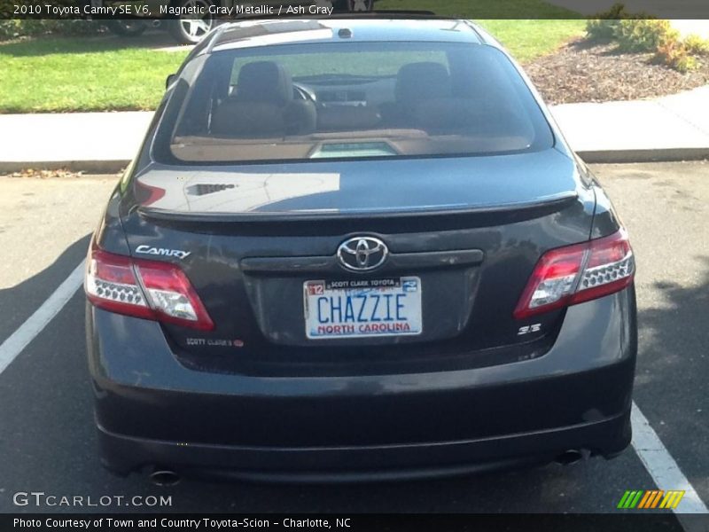 Magnetic Gray Metallic / Ash Gray 2010 Toyota Camry SE V6