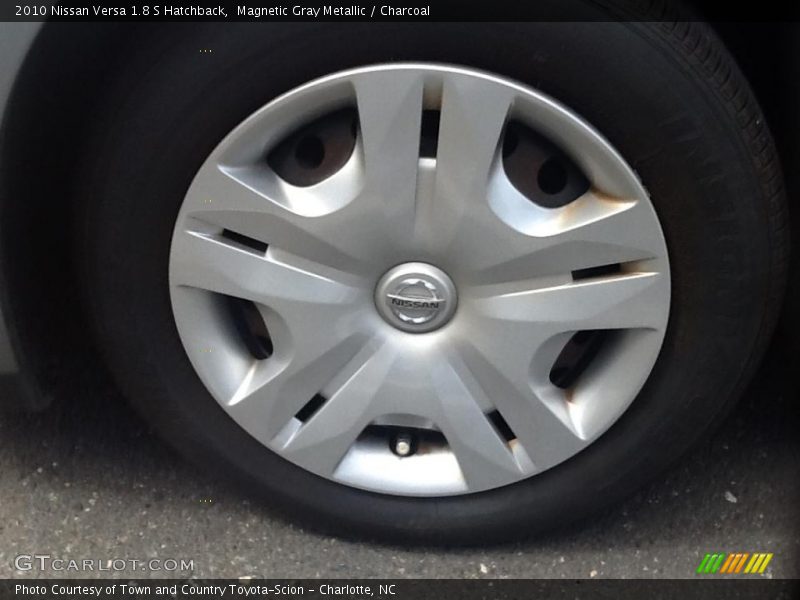 Magnetic Gray Metallic / Charcoal 2010 Nissan Versa 1.8 S Hatchback