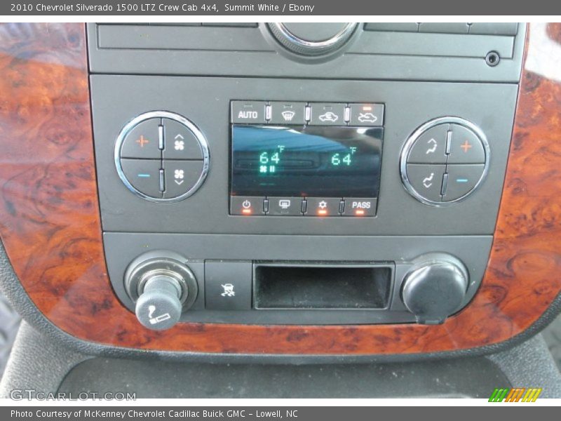 Summit White / Ebony 2010 Chevrolet Silverado 1500 LTZ Crew Cab 4x4