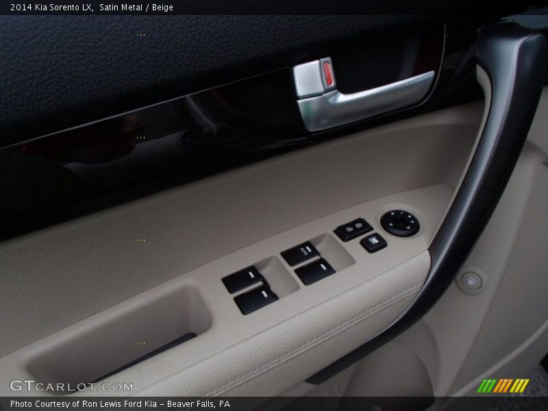 Satin Metal / Beige 2014 Kia Sorento LX
