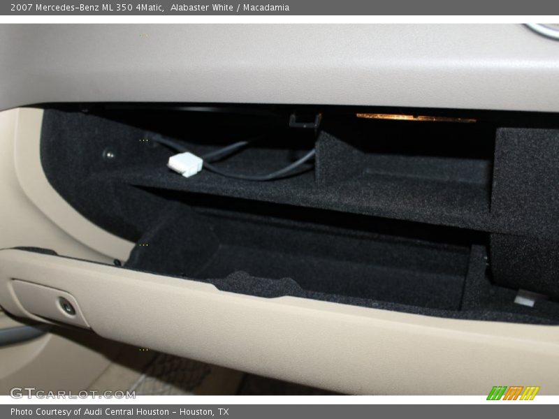 Alabaster White / Macadamia 2007 Mercedes-Benz ML 350 4Matic