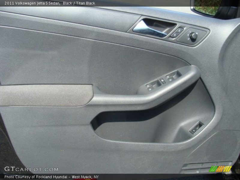 Black / Titan Black 2011 Volkswagen Jetta S Sedan