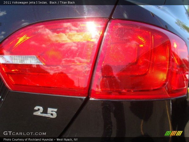 Black / Titan Black 2011 Volkswagen Jetta S Sedan