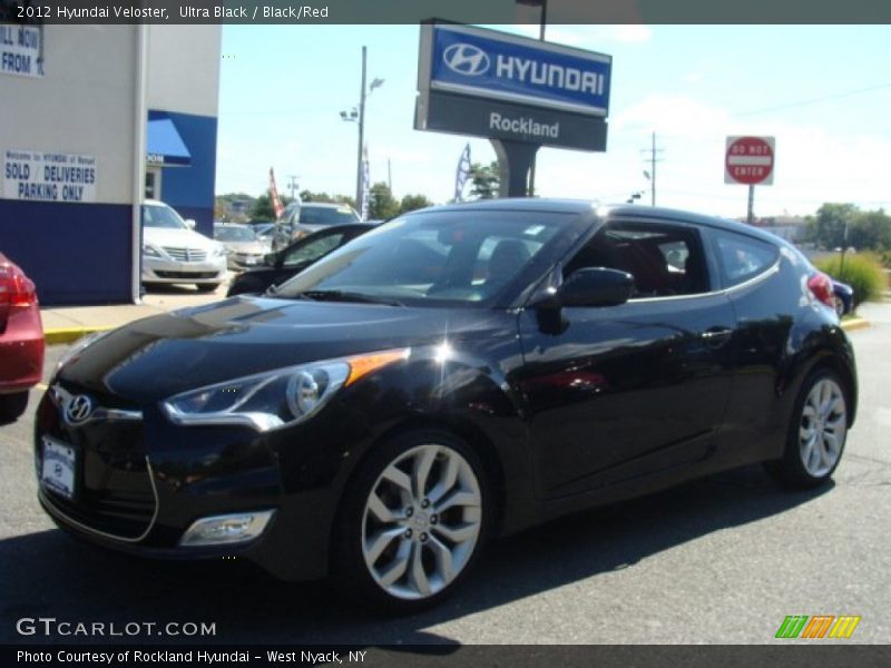 Ultra Black / Black/Red 2012 Hyundai Veloster