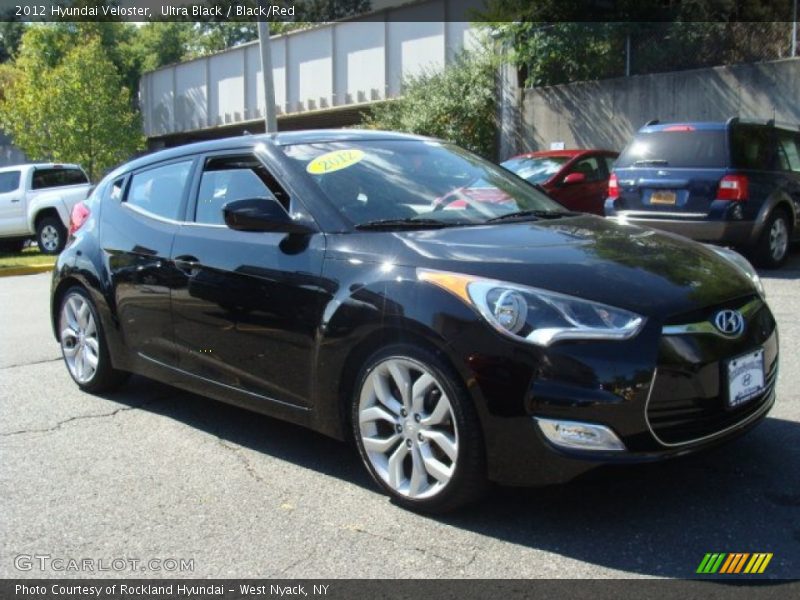 Ultra Black / Black/Red 2012 Hyundai Veloster