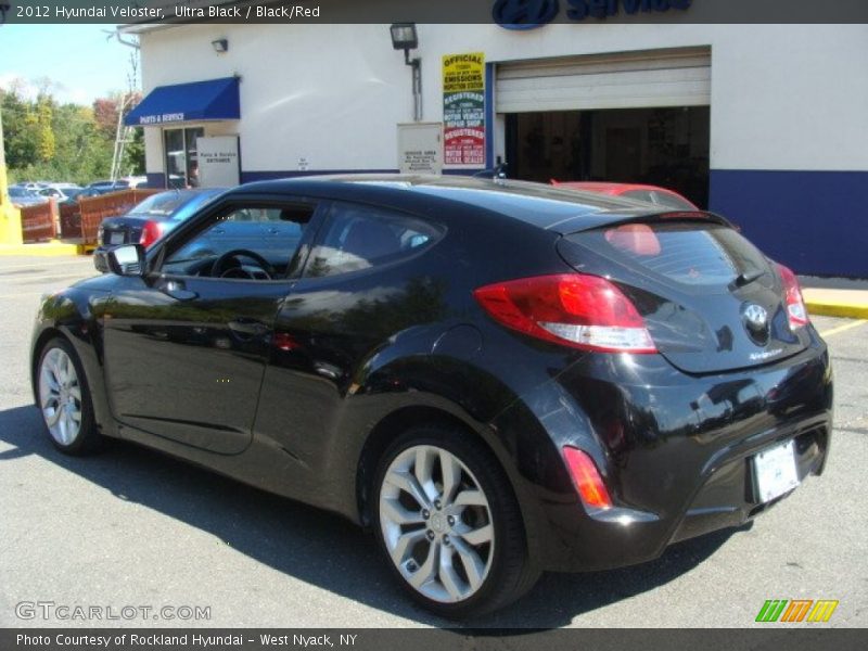 Ultra Black / Black/Red 2012 Hyundai Veloster