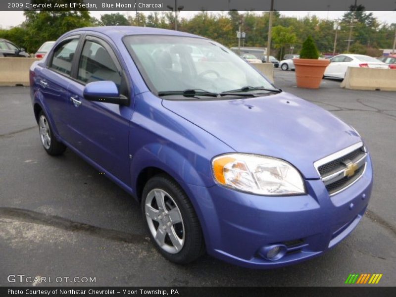 Front 3/4 View of 2009 Aveo LT Sedan
