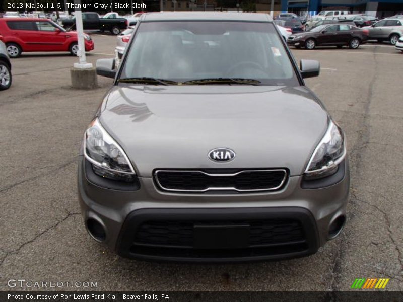 Titanium Gray / Black Cloth 2013 Kia Soul 1.6