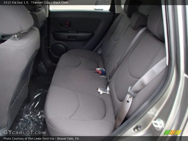 Titanium Gray / Black Cloth 2013 Kia Soul 1.6