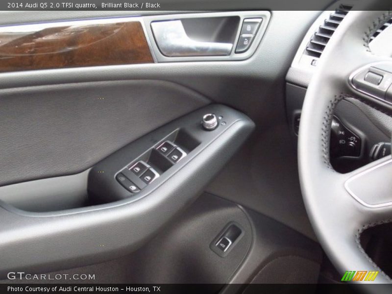 Brilliant Black / Black 2014 Audi Q5 2.0 TFSI quattro